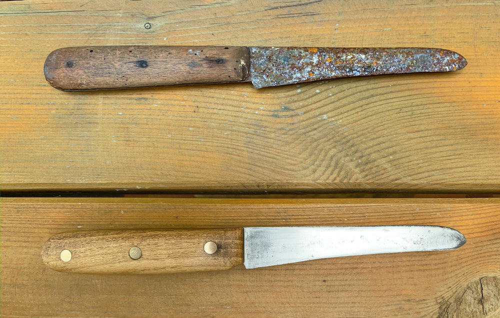 a rusted knife and a knife that had rust removed